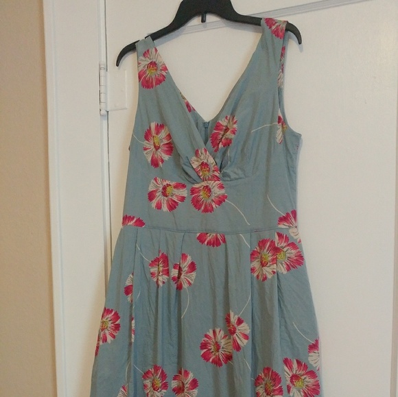 Emily and Fin Lillian Dress - with POCKETS - Picture 2 of 3